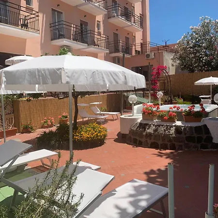 Conte Hotel 3*