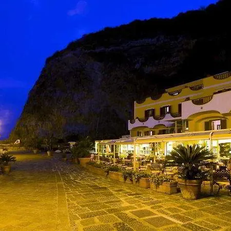 Conte Ischia