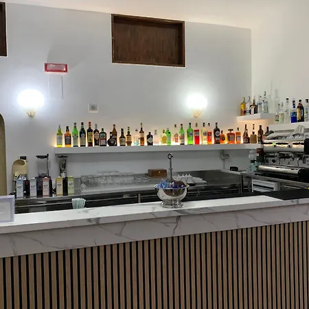 Hotel Conte 3*